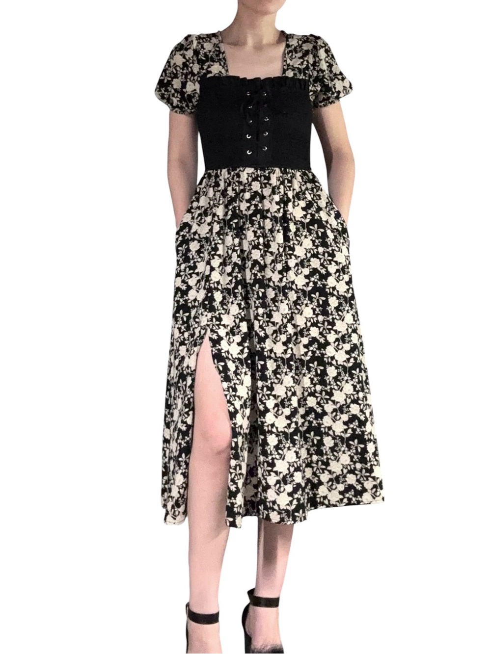 Heart & Heels | Floral Print Puff Sleeve Smocked Corset Look Midi Dress w/ Slit